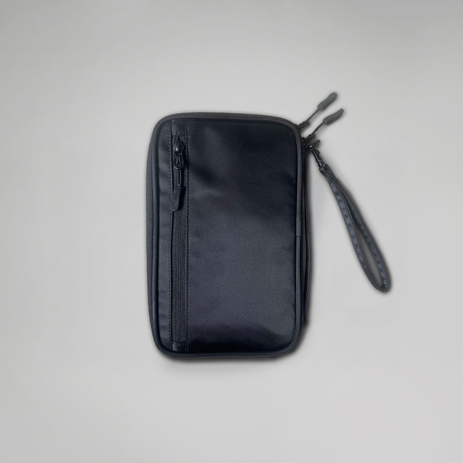 Voyager PAK Family Passport Case